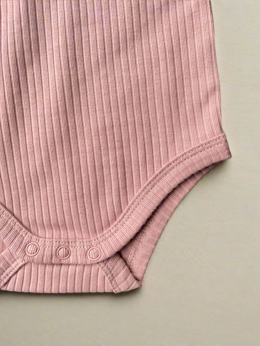 Organic Cotton Ribbed Long Sleeve Bodysuit - Blush Pink