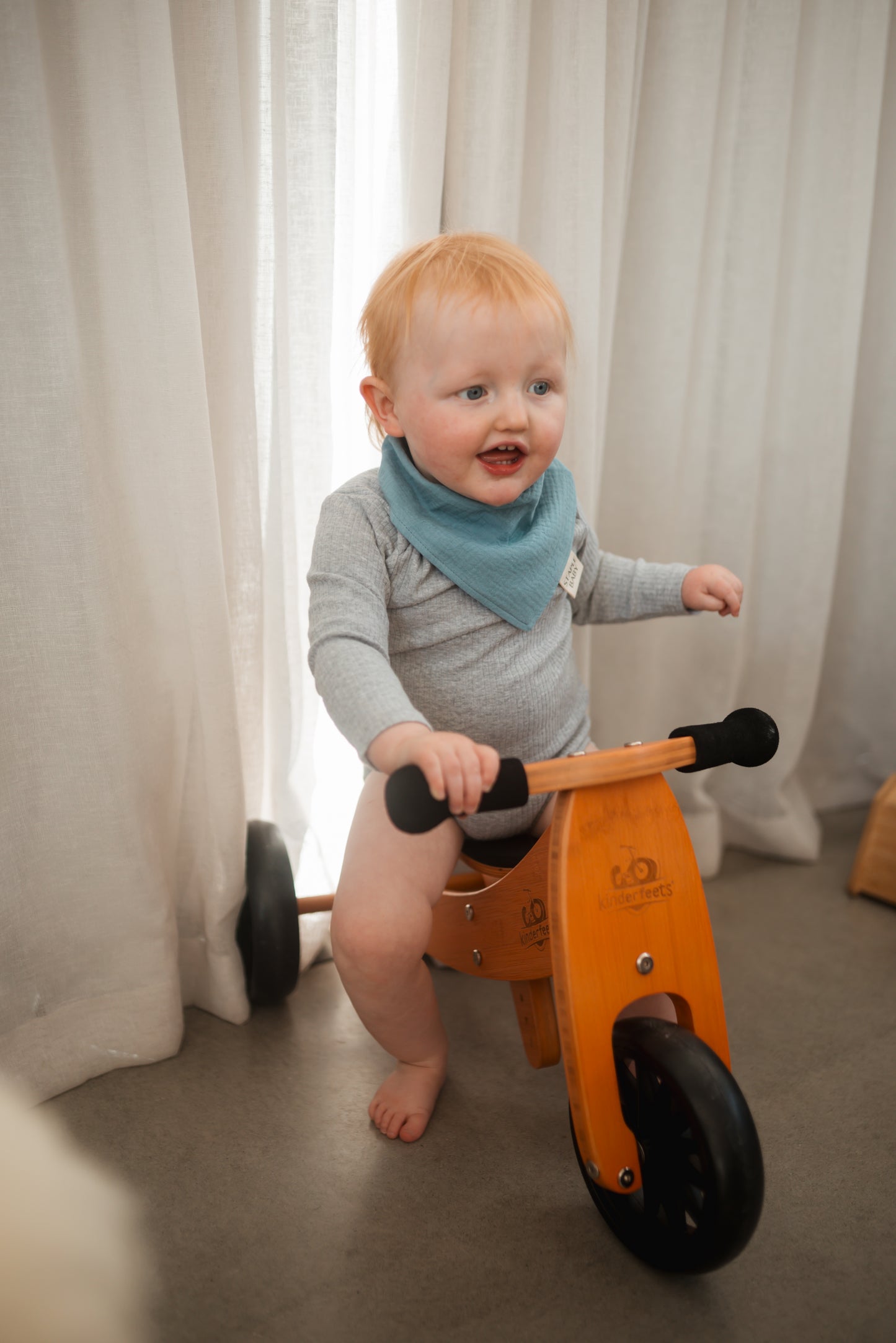Organic Cotton Ribbed Long Sleeve Bodysuit - Pebble