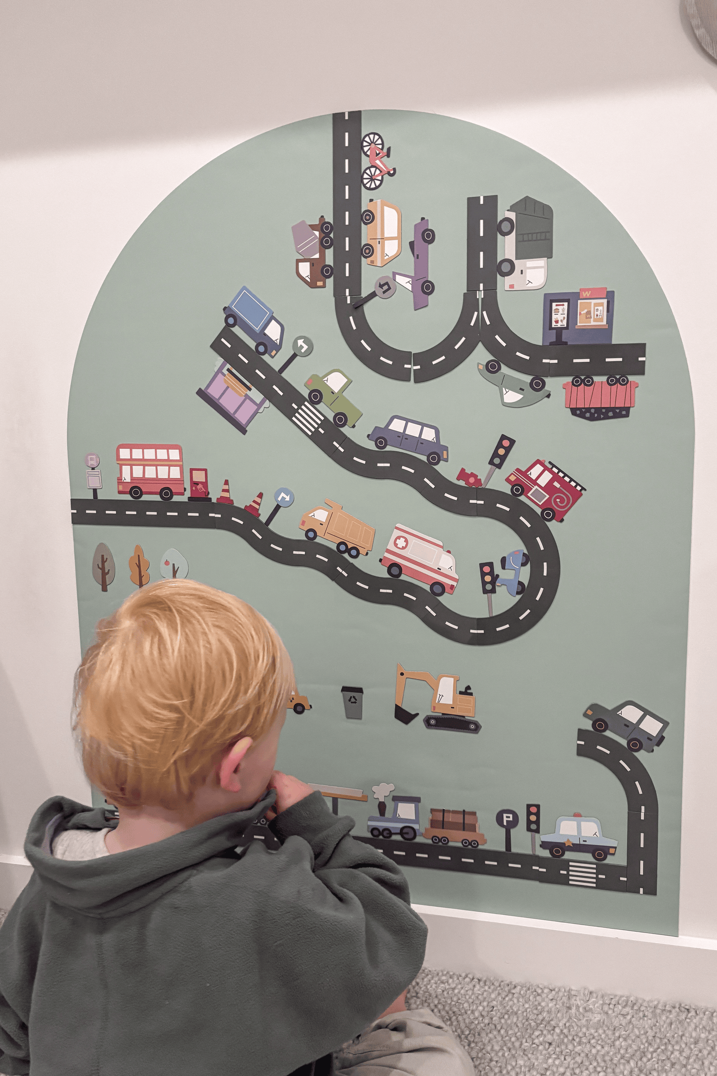 Little Play Wall